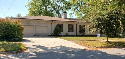 746 Lee Street, South Haven, MI 49090