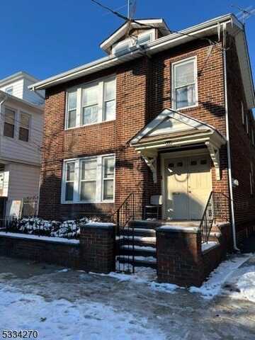 432 N 11th St, Newark, NJ 07107