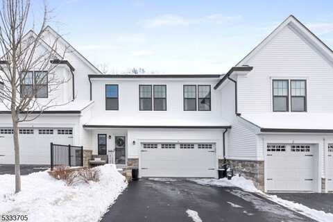 4 White Aster Ct, Allamuchy, NJ 07840