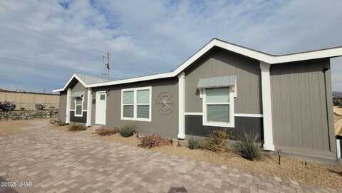 3038 Mescalero Dr, Lake Havasu City, AZ 86404