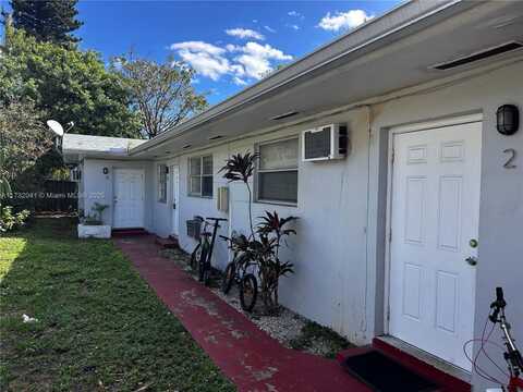 15991 NE 18th Pl, North Miami Beach, FL 33162