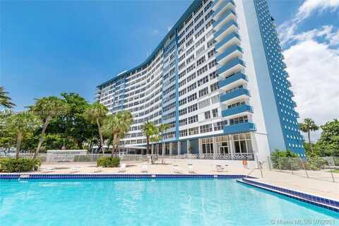 7441 Wayne Ave, Miami Beach, FL 33141
