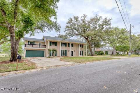 8 Mockingbird Lane, Gulfport, MS 39507