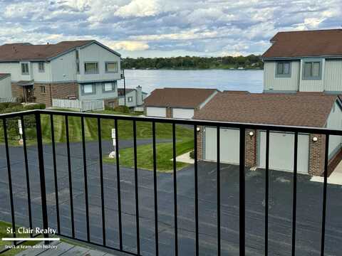 1715 River, Saint Clair, MI 48079