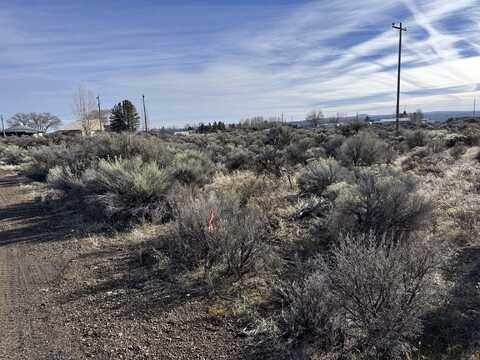 Oak Lane, Christmas Valley, OR 97641
