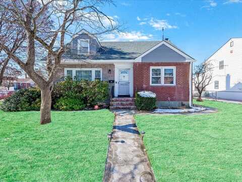 37 Arden Boulevard, West Hempstead, NY 11552