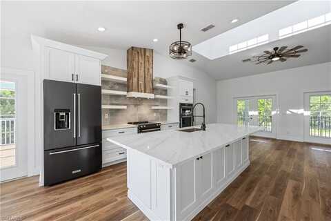 25336 Papillion, BONITA SPRINGS, FL 34135