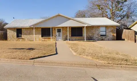 1432 W Torrey Street, Granbury, TX 76048