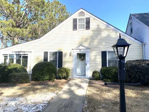 36 Village Green Circle, Southern Pines, NC 28387