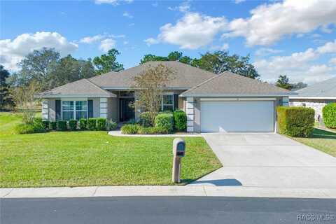 8 Diamond Club Road, Ocala, FL 34472