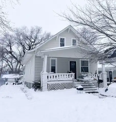 403 Delaware Street, Hiawatha, KS 66434