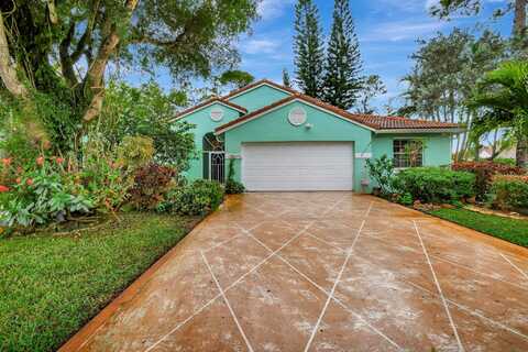 125 Egret Circle, Greenacres, FL 33413