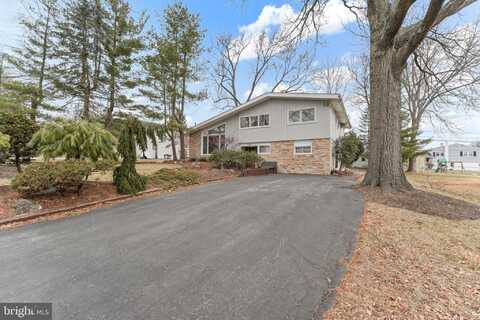 620 GAWAIN ROAD, PLYMOUTH MEETING, PA 19462