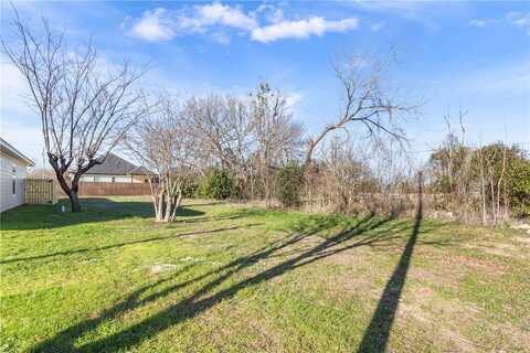 507 McKinley Street, Mc Gregor, TX 76657