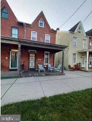 8Th, COLUMBIA, PA 17512