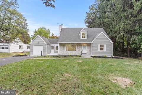 Hampton, EWING, NJ 08638