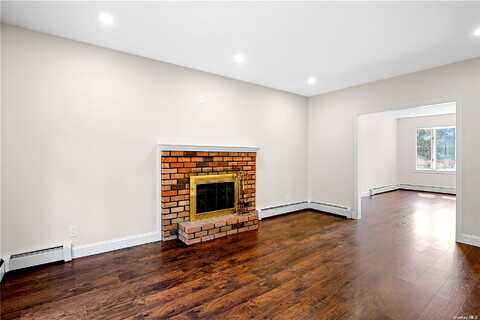 Wilson, CENTRAL ISLIP, NY 11722