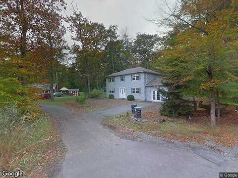 Dale, TOBYHANNA, PA 18466