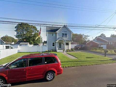 16Th, WEST BABYLON, NY 11704