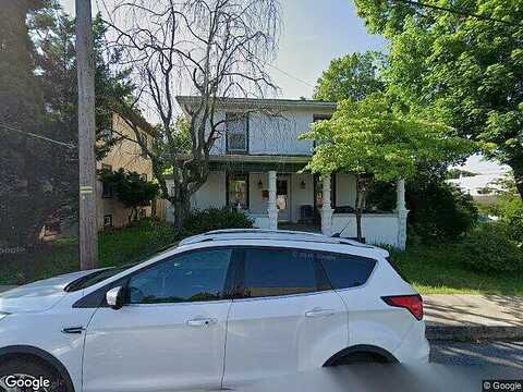 Front, EAST GREENVILLE, PA 18041