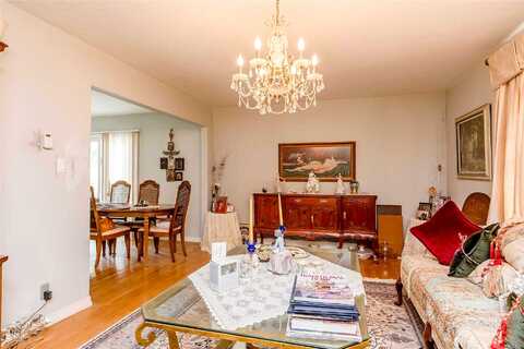 Fawn, EAST ISLIP, NY 11730