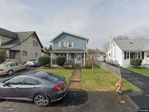 East, EYNON, PA 18403