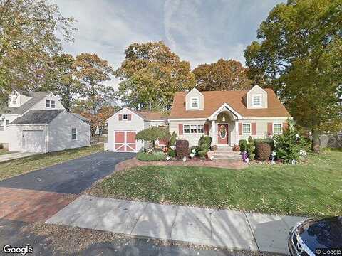 Hamilton, LINDENHURST, NY 11757