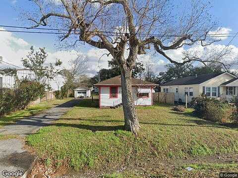 St. Charles Street, Norco, LA 70079