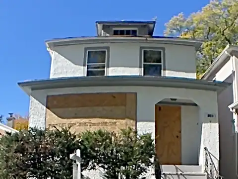 Elmwood, BERWYN, IL 60402