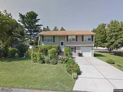 Bishop, WEST BABYLON, NY 11704