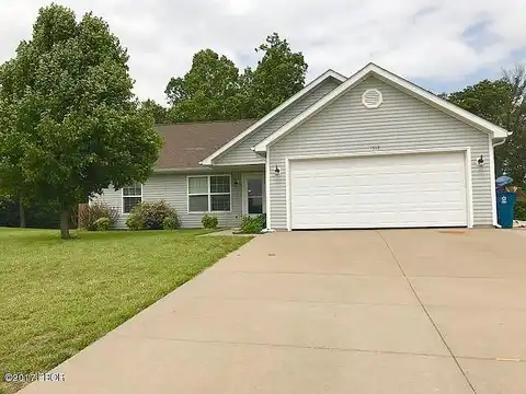 Hawkeye, CARTERVILLE, IL 62918