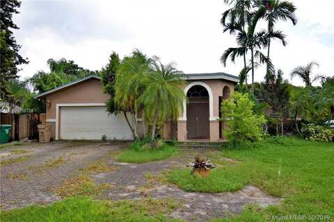 31St, DAVIE, FL 33331