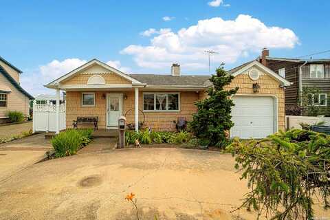 Allen Point, BAY SHORE, NY 11706