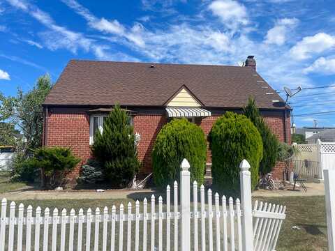 Woodstock, ELMONT, NY 11003