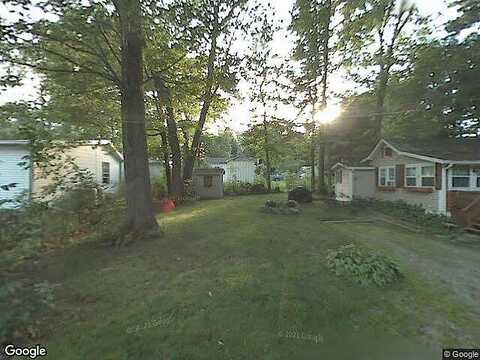 Oak, RUTLAND, MA 01543