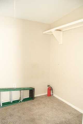 James, NORTH LAS VEGAS, NV 89030