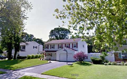 Tall Pines, NESCONSET, NY 11767