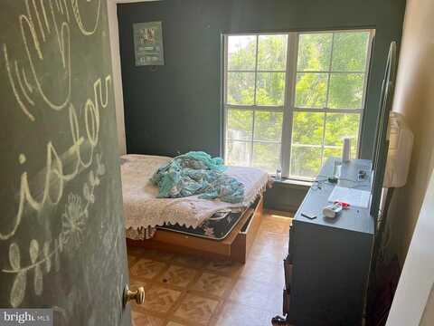 Royal Bonnet, MONTGOMERY VILLAGE, MD 20886