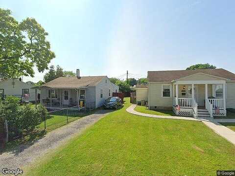 Kitty Hawk Rd, ESSEX, MD 21221