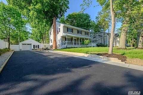 Helen, SMITHTOWN, NY 11787