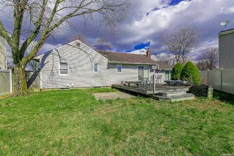 Gate, BABYLON, NY 11702