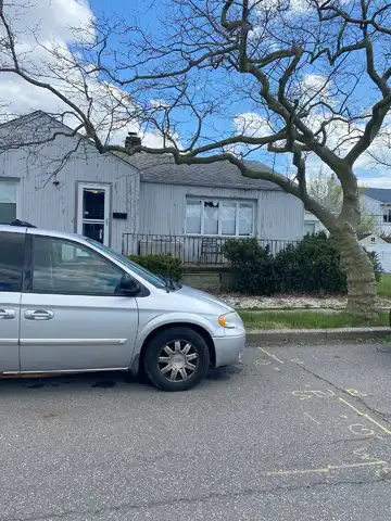 Heron, LONG BEACH, NY 11561