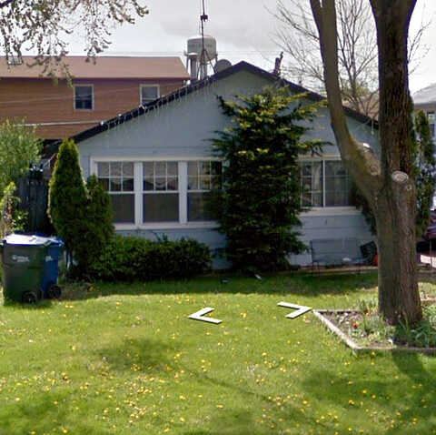 Pineview, ROUND LAKE PARK, IL 60073