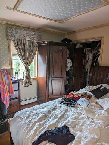 Evelyn, WESTBURY, NY 11590