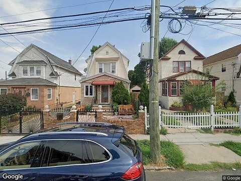 107Th Avenue, Jamaica, NY 11429