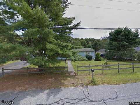 Bush Hill, NIANTIC, CT 06357