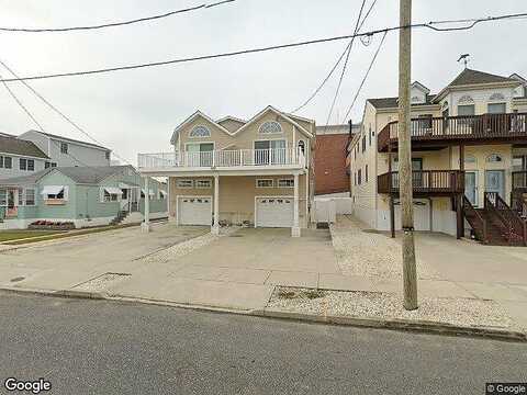 40Th, SEA ISLE CITY, NJ 08243