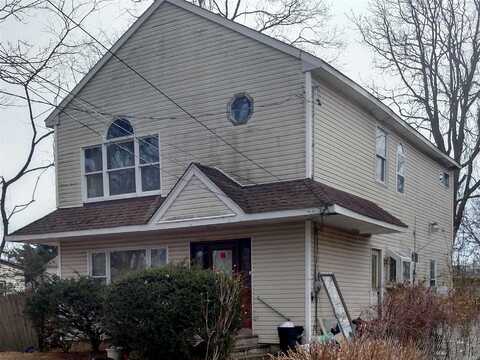 42Nd, COPIAGUE, NY 11726