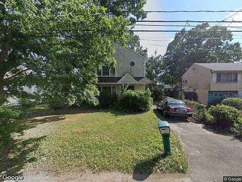 42Nd, COPIAGUE, NY 11726