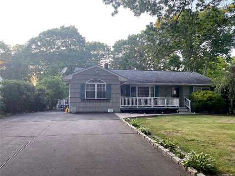 Pleasant, RONKONKOMA, NY 11779